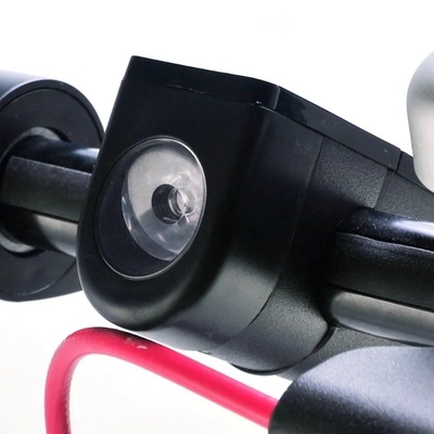 Scooter électrique pliable pour adultes 6-8h Temps de charge 40-60km Autonomie par charge Transport écologique