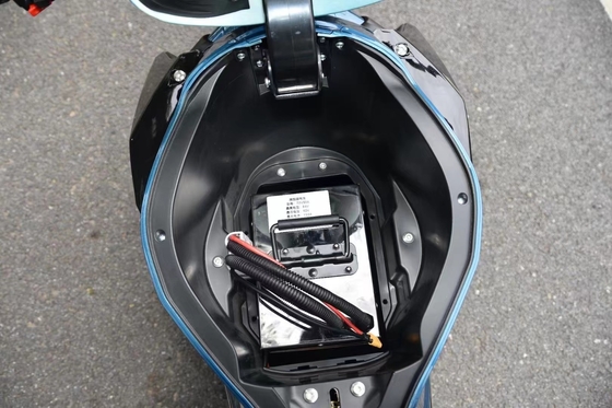 72V Moto de course planche à roulettes électrique pour voiture de course électrique sur piste