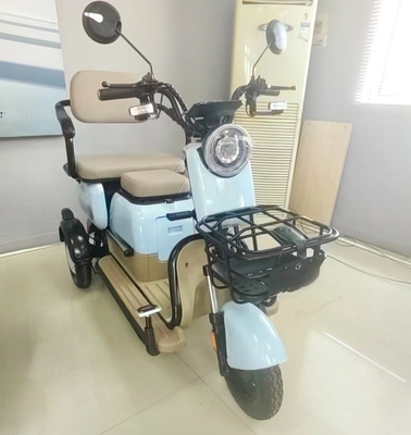 Tricycles mini électriques semi-fermées de 48 V Vitesse maximale de 30 à 50 km/h pour les véhicules électriques portables