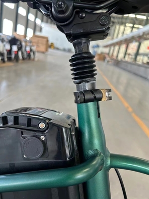 Bicicles pour adultes, hors route et urbains, bicyclettes électriques avec capteur intelligent Temps de charge de 3 heures