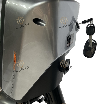 Sensor Smart Type Scooter électrique rapide et pratique pour les loisirs urbains Vitesse maximale 30-50Km / h