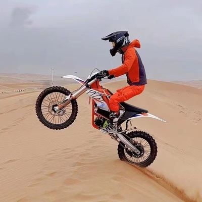 Puissance moteur de 8000W Motocycle électrique de course à grande vitesse et longue distance pour adultes