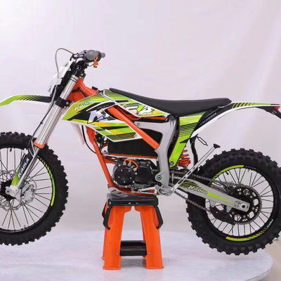 Puissance moteur de 8000W Motocycle électrique de course à grande vitesse et longue distance pour adultes