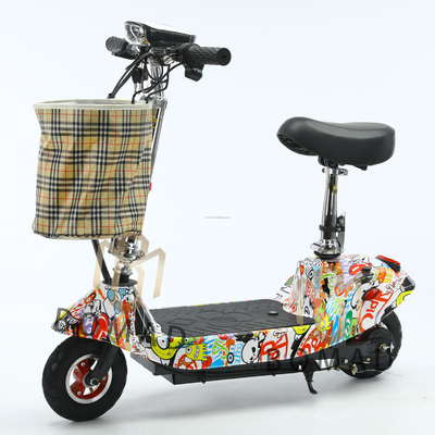 Scooter électrique amovible de 800w Mobilité pratique unique avec une taille de roue de 14 cts et un temps de charge de 3 heures