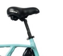 Petits vélos électriques verrouillés à la chaîne verte avec batterie intégrée et autonomie de 60 km par puissance