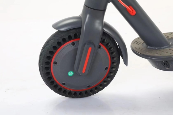 Mettez-vous en mouvement avec 8 pouces scooters électriques 6-8h Chargement Temps Smart Sensor Type