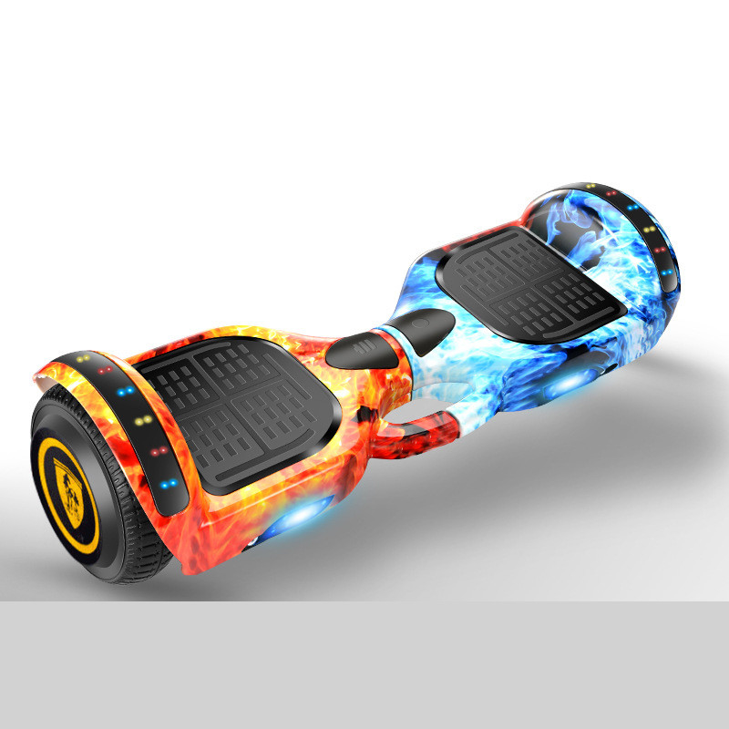 Portée par charge 5-10KM 8 pouces deux roues équilibre intelligent Allemagne Hoverboard avec sac et batterie au lithium 36V