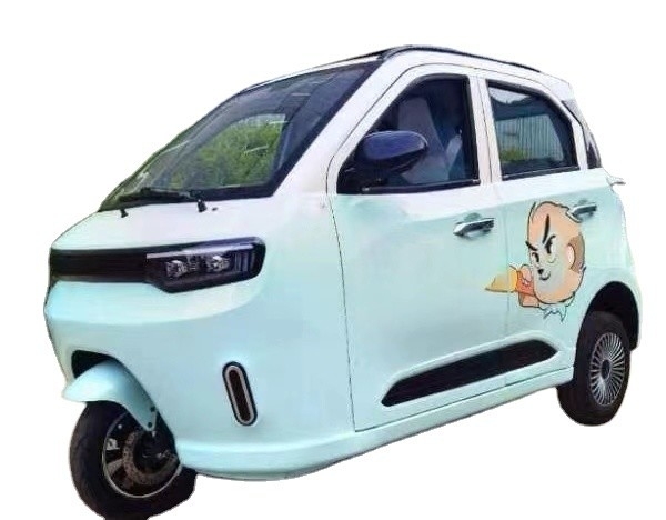 Motocycle électrique à trois roues avec carrosserie fermée et tension 60V alimentée par batterie au lithium